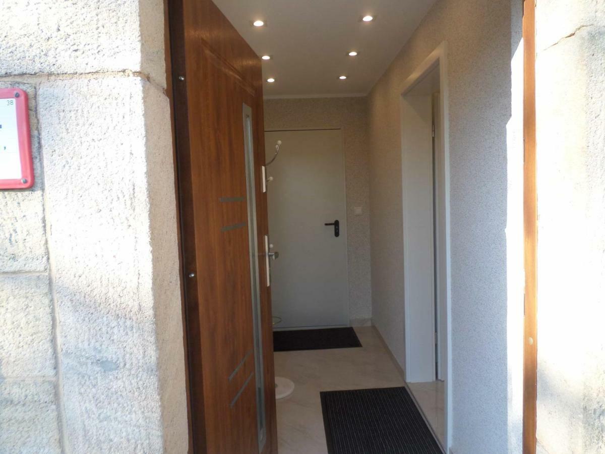 1 Zi. Apartment Naehe Flughafen/Messe Stuttgart 24H Waldenbuch المظهر الخارجي الصورة